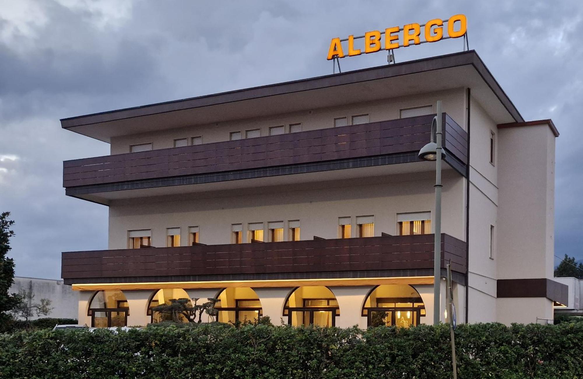 Albergo Ristorante Belvedere Thiene Zewnętrze zdjęcie