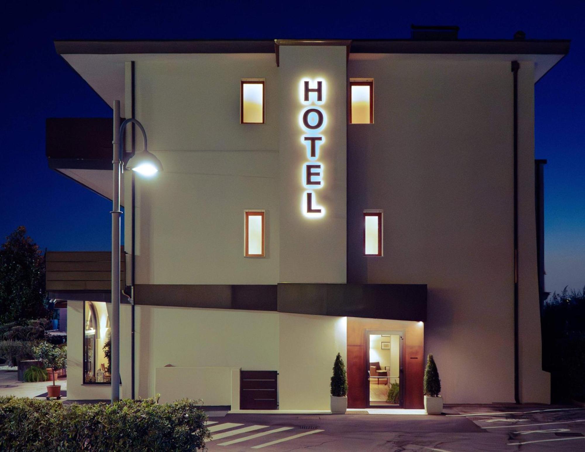 Hotel Belvedere Thiene Zewnętrze zdjęcie